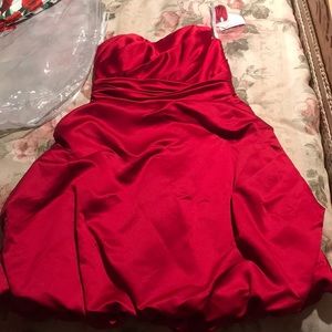 David’s bridal red brides maid dress!!❤️❤️💃🏻